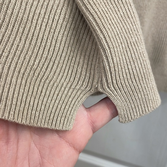 Men’s Vintage Sweater - Picture 10 of 10